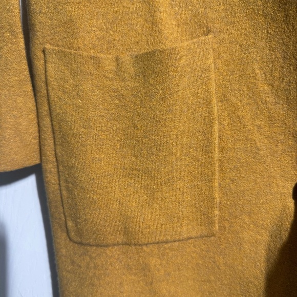 Aritzia Babaton LANCE Cardigan Wool Linen Blend Mustard Yellow Size Small - Picture 3 of 13